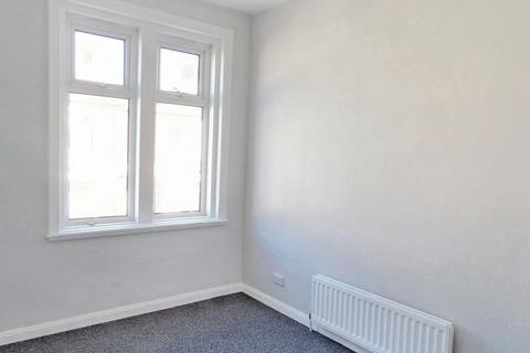 2 bedroom flat for sale, Selbourne Street, Town Centre, South Shields, Tyne and Wear, NE33 2TB