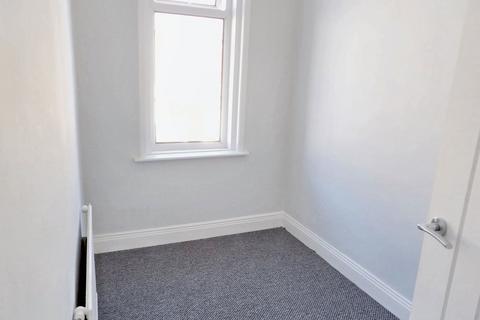 2 bedroom flat for sale, Selbourne Street, Town Centre, South Shields, Tyne and Wear, NE33 2TB