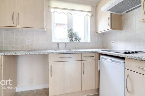 1 bedroom flat for sale, Risbygate Street, Bury St Edmunds