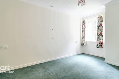 1 bedroom flat for sale, Risbygate Street, Bury St Edmunds