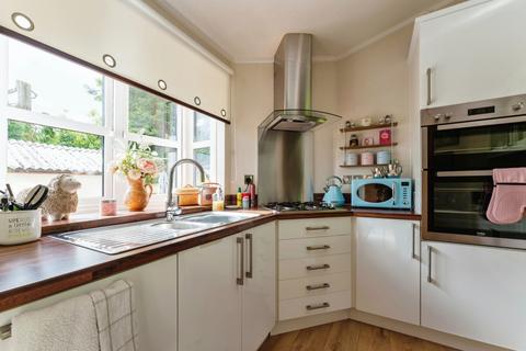 2 bedroom park home for sale, Presteigne, Powys, LD8