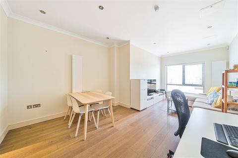 1 bedroom flat for sale, High Street, Teddington, TW11