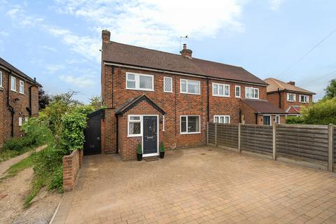 3 bedroom semi-detached house for sale, Dynes Road, Sevenoaks TN15