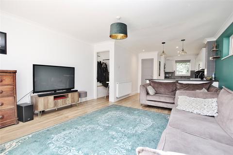 3 bedroom end of terrace house for sale, Tolldene Close, Woking GU21