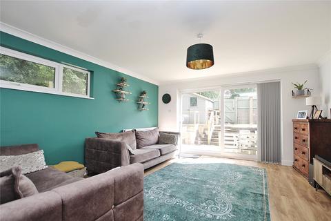 3 bedroom end of terrace house for sale, Tolldene Close, Woking GU21