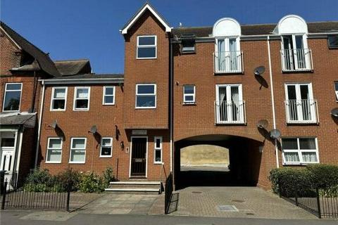 2 bedroom apartment for sale, Ranelagh Road, Felixstowe, Suffolk