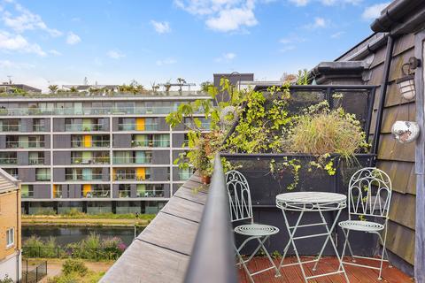 2 bedroom flat for sale, Johnson Lock Court, E1