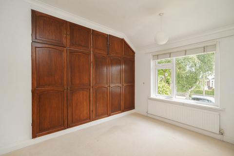 52 Greenfield Road, Sheffield, S8 7RR