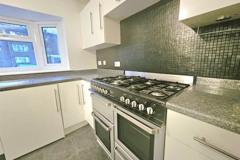 undefined, Apollo Close, Hornchurch, RM12