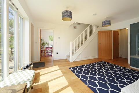 4 bedroom end of terrace house for sale, Folly Farm Gardens, Canterbury