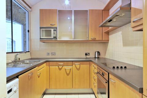 Flat 6, Ivory House East Smithfield, London, E1W 1AT