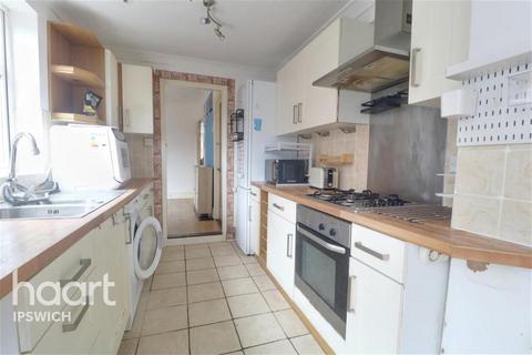 2 bedroom semi-detached house to rent, Nottidge Road, Ipswich