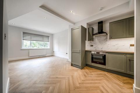 2 bedroom apartment to rent, Wokingham,  Berkshire,  RG40