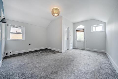 2 bedroom apartment to rent, Wokingham,  Berkshire,  RG40