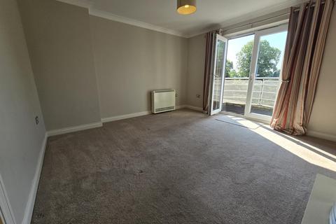 3 bedroom flat to rent, Station Road, Wylde Green, Sutton Coldfield, B73