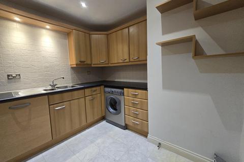 3 bedroom flat to rent, Station Road, Wylde Green, Sutton Coldfield, B73