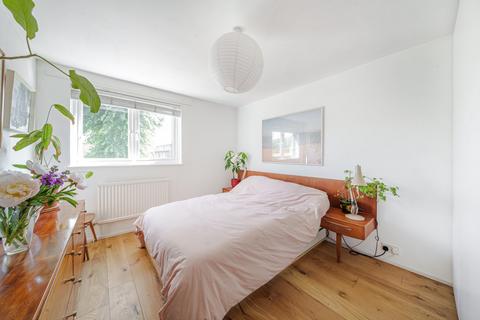 1 bedroom apartment for sale, Montague Square, Peckham, London