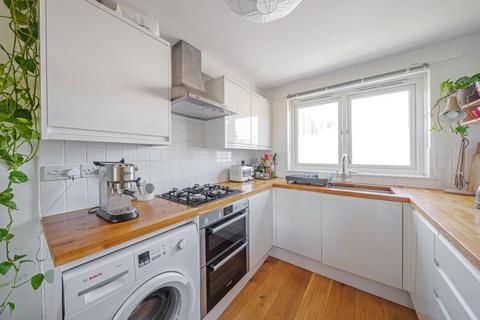 1 bedroom apartment for sale, Montague Square, Peckham, London