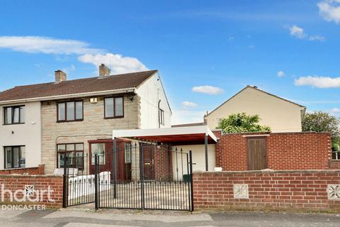 3 bedroom semi-detached house for sale, Chatsworth Crescent, Scawthorpe, Doncaster