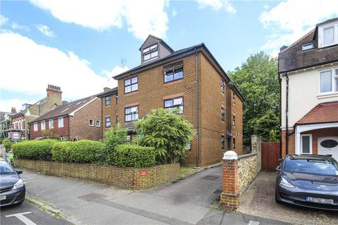 2 bedroom apartment to rent, Lewin Road, London, SW16