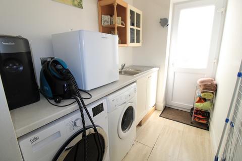 163 Corbets Tey Road, Upminster, RM14 2AX
