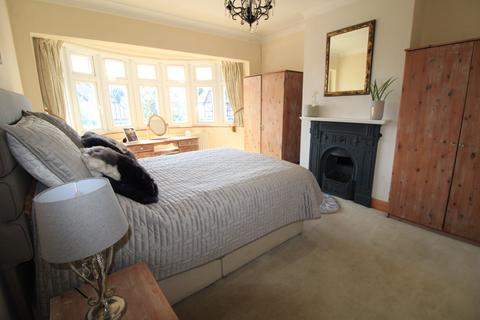 163 Corbets Tey Road, Upminster, RM14 2AX