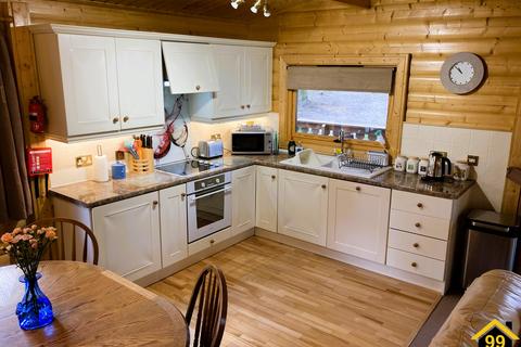 2 bedroom lodge for sale, Kenwick Woods, Louth, Lincolnshire, LN11