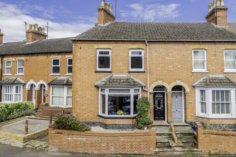 3 bedroom end of terrace house for sale, Silver Street, Newport Pagnell, Buckinghamshire