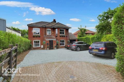 5 bedroom detached house for sale, Friarscroft Lane, Wymondham