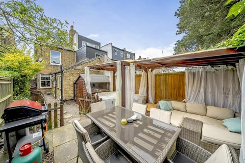 22 Willoughby Road, Kingston Upon Thames, KT2 6LJ