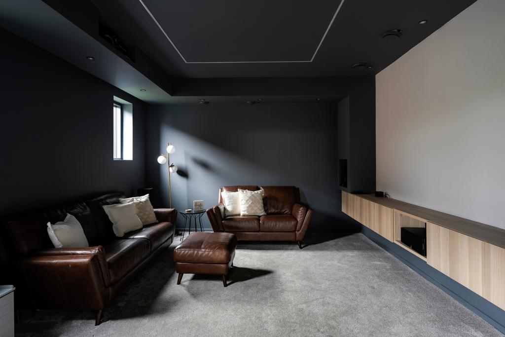 Cinema 76a