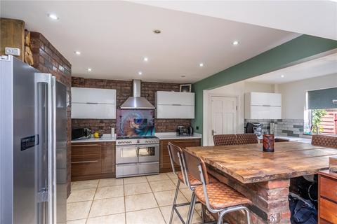 29 Aldersley Avenue, Wolverhampton, WV6 9HZ
