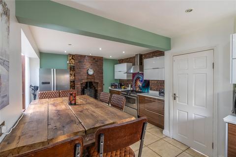 29 Aldersley Avenue, Wolverhampton, WV6 9HZ