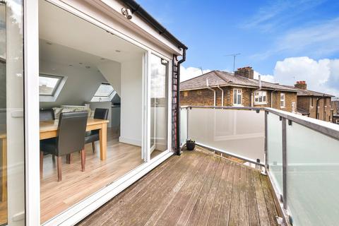 3 bedroom terraced house for sale, Allfarthing Lane, London, SW18