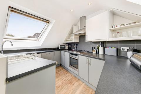 3 bedroom terraced house for sale, Allfarthing Lane, London, SW18