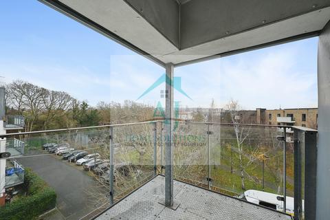 2 bedroom flat to rent, Lime Court, Tranquil Lane, Harrow, Greater London
