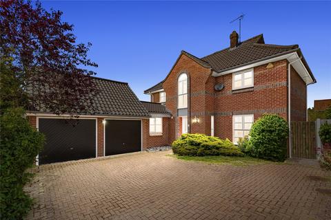 4 bedroom detached house for sale, White Tree Court, South Woodham Ferrers, Chelmsford, Essex, CM3