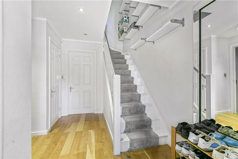 33 Beaumont Place, Isleworth, TW7 7LB