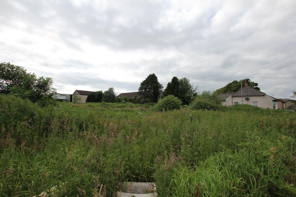 Pettinain Road, Carstairs Junction, ML11 Land for sale £110,000