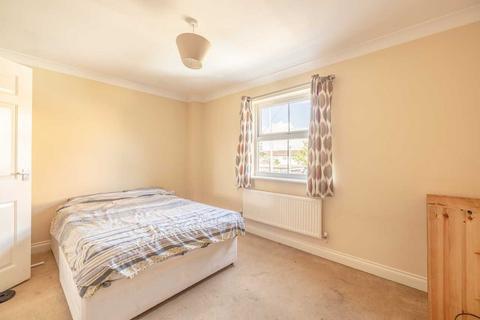 3 bedroom terraced house for sale, Uxbridge Road, Slough SL2