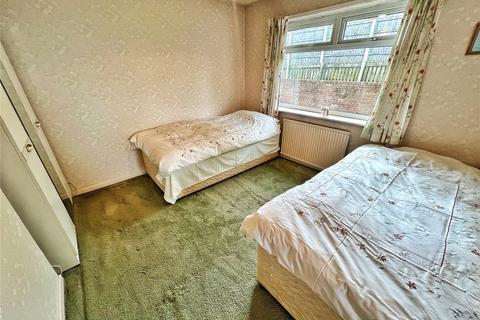 48 Gorsey Lane, Ashton-under-lyne, OL6 9BT