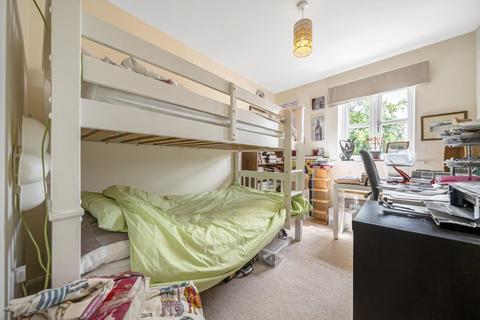 4 bedroom detached house for sale, Newbury,  Berkshire,  RG14