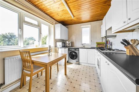 2 bedroom maisonette for sale, Chamberlain Way, Pinner, Middlesex