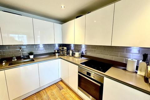 1 bedroom apartment for sale, Hancock House, 20 Love Lane, Woolwich, London, SE18 6GU