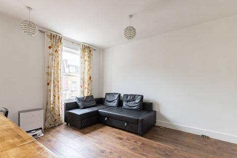 1 bedroom flat for sale, Hornsey Road, Islington, London, N19