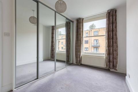 1 bedroom flat for sale, Hornsey Road, Islington, London, N19