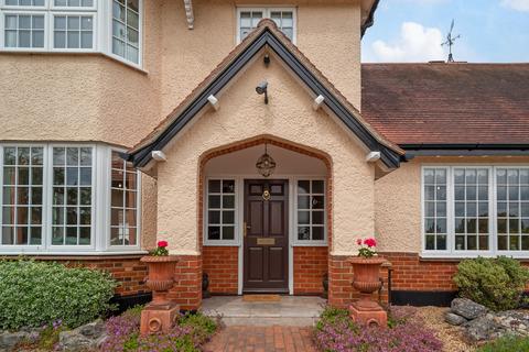 6 bedroom detached house for sale, Templars Way Sharnbrook, Bedford, MK44 1PY