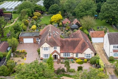 6 bedroom detached house for sale, Templars Way Sharnbrook, Bedford, MK44 1PY