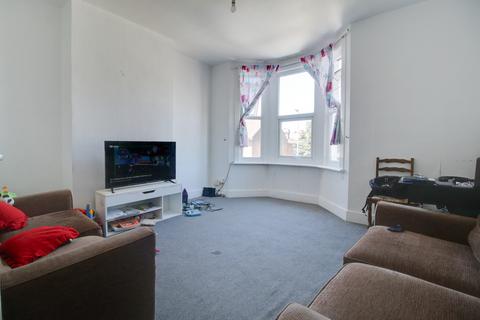 1 bedroom flat to rent, Richmond Road, Gillingham ME7