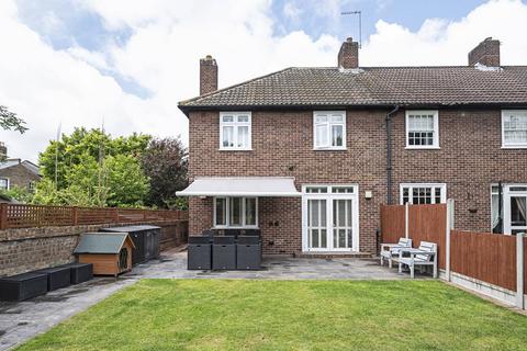 3 bedroom end of terrace house for sale, Mapledene Road, Hackney, London, E8